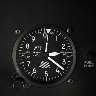 Analogic,Altimeter,In,Aircraft,Cockpit